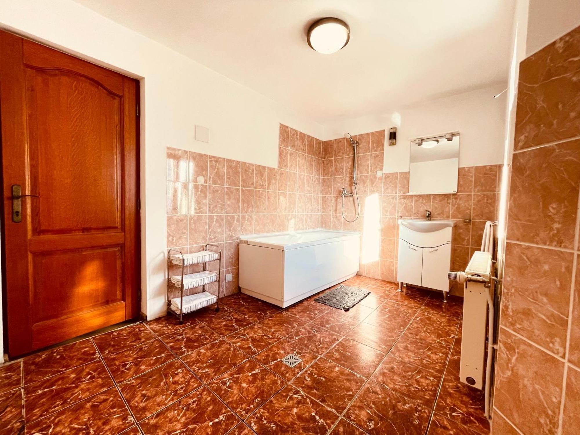 Leaganul Bucovinei Guest House Suceava Habitación foto